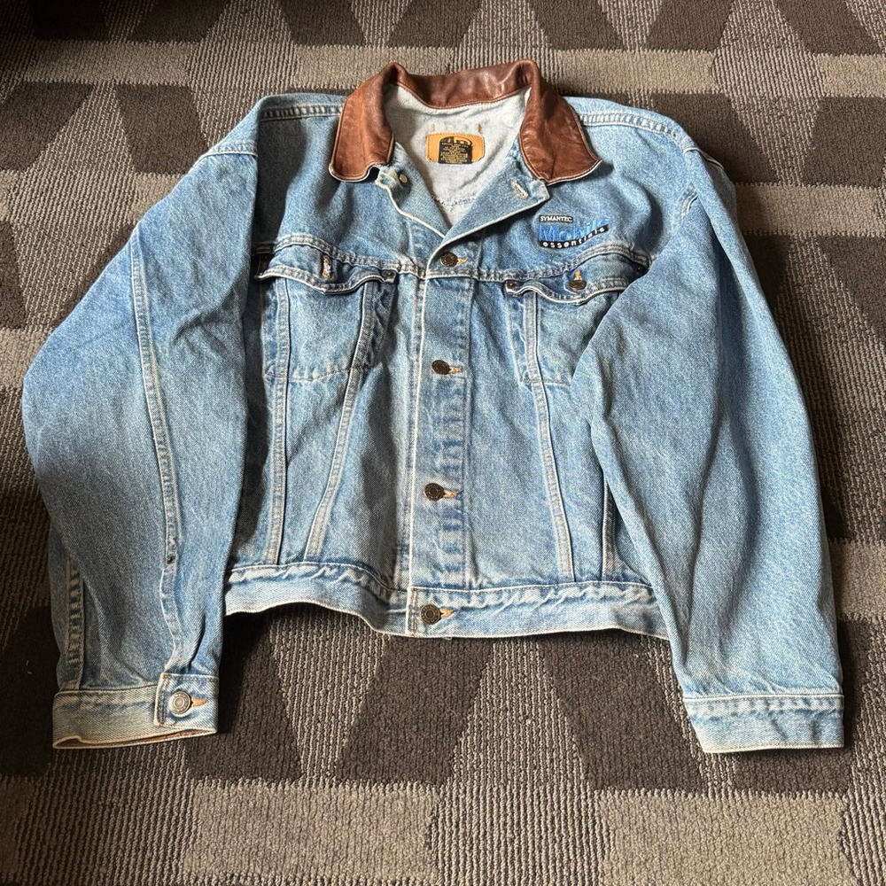Denim Jean Jacket with Brown Collar